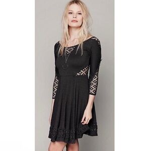 Free People Black Eyelet Lace Dress Sz XS Fit & Flare Textured Knit To The Point